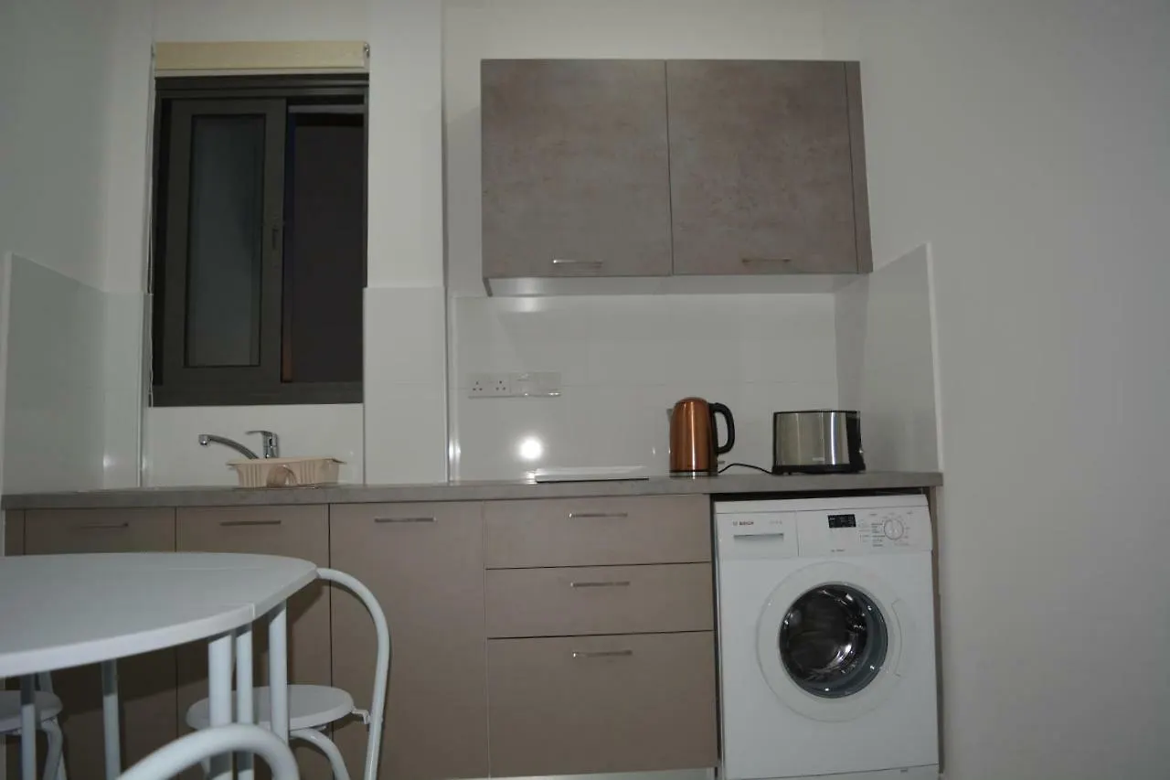 P.L Hermes Studios & Apartments 123 Larnaca Cypr
