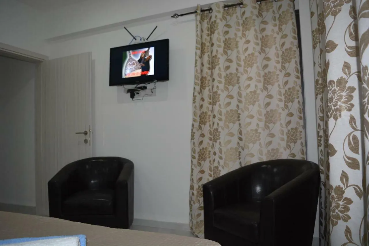 P.L Hermes Studios & Apartments 123 Larnaca Cypr