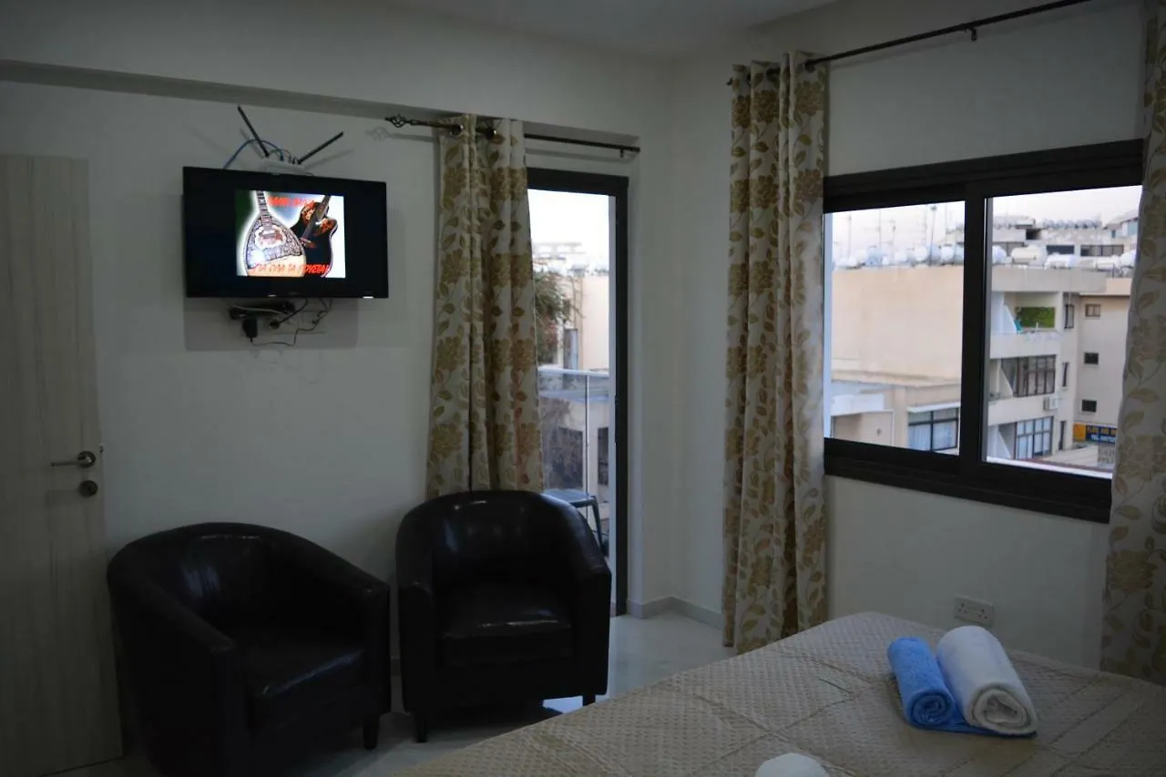 P.L Hermes Studios & Apartments 123 Larnaca