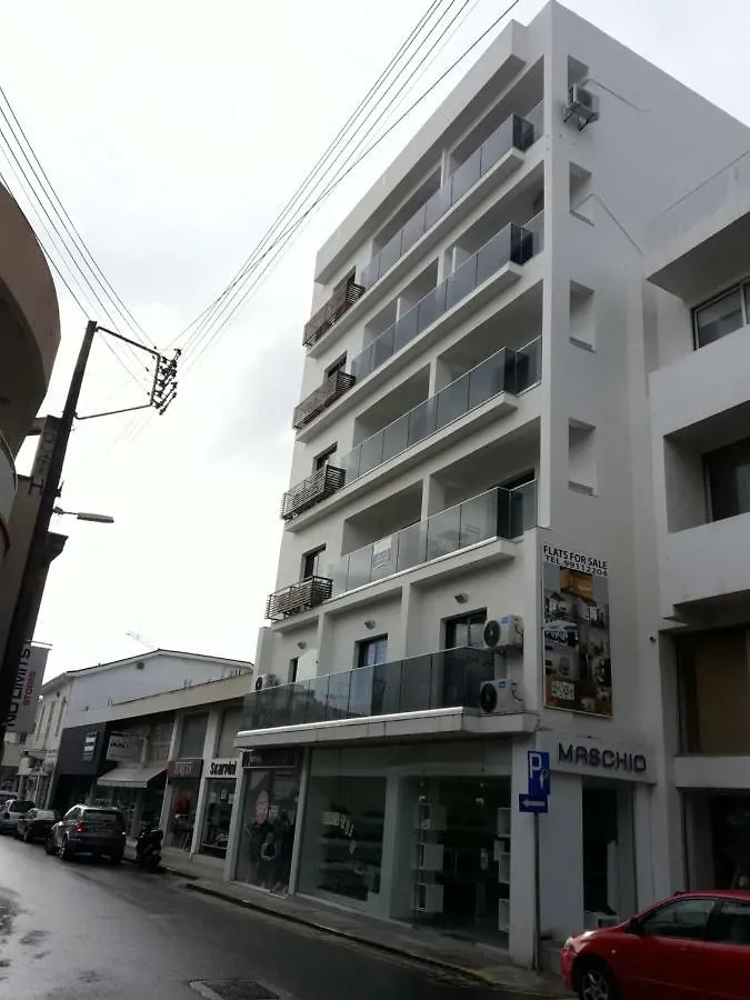 P.L Hermes Studios & Apartments 123 Larnaca