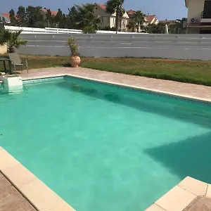 וילה Limni Pool House B, לרנקה